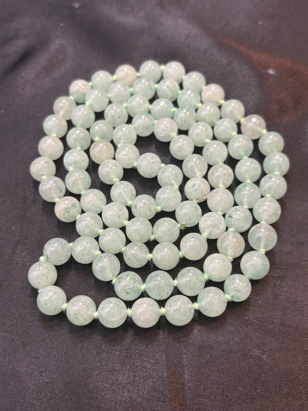 Vintage Pale Green Jade Bead Strand Necklace Silk Knotted 30"